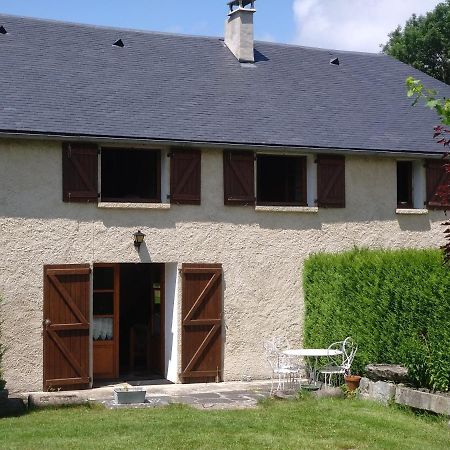 Gite De La Seoube Campan Bagian luar foto