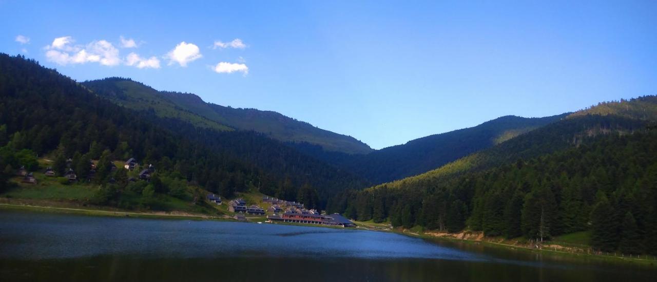 Gite De La Seoube Campan Bagian luar foto